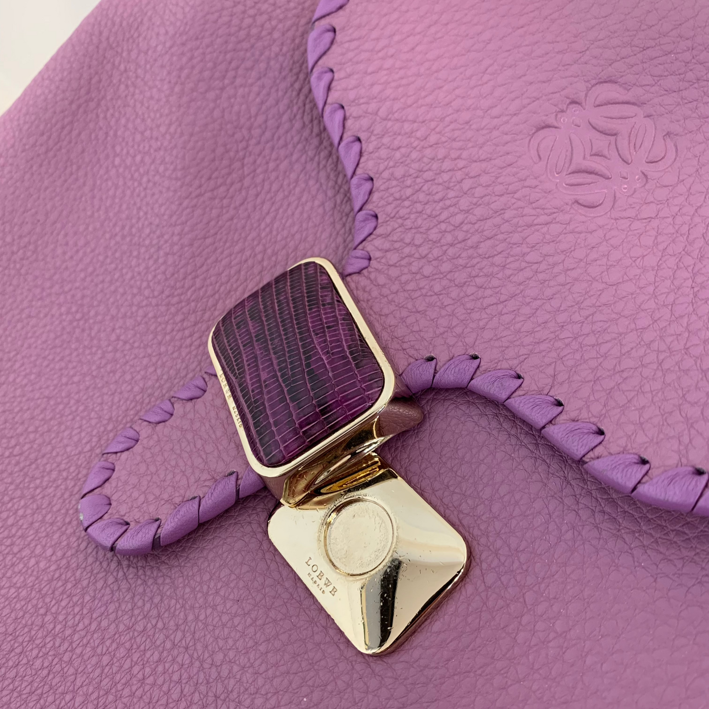 Bolso Granada de Loewe