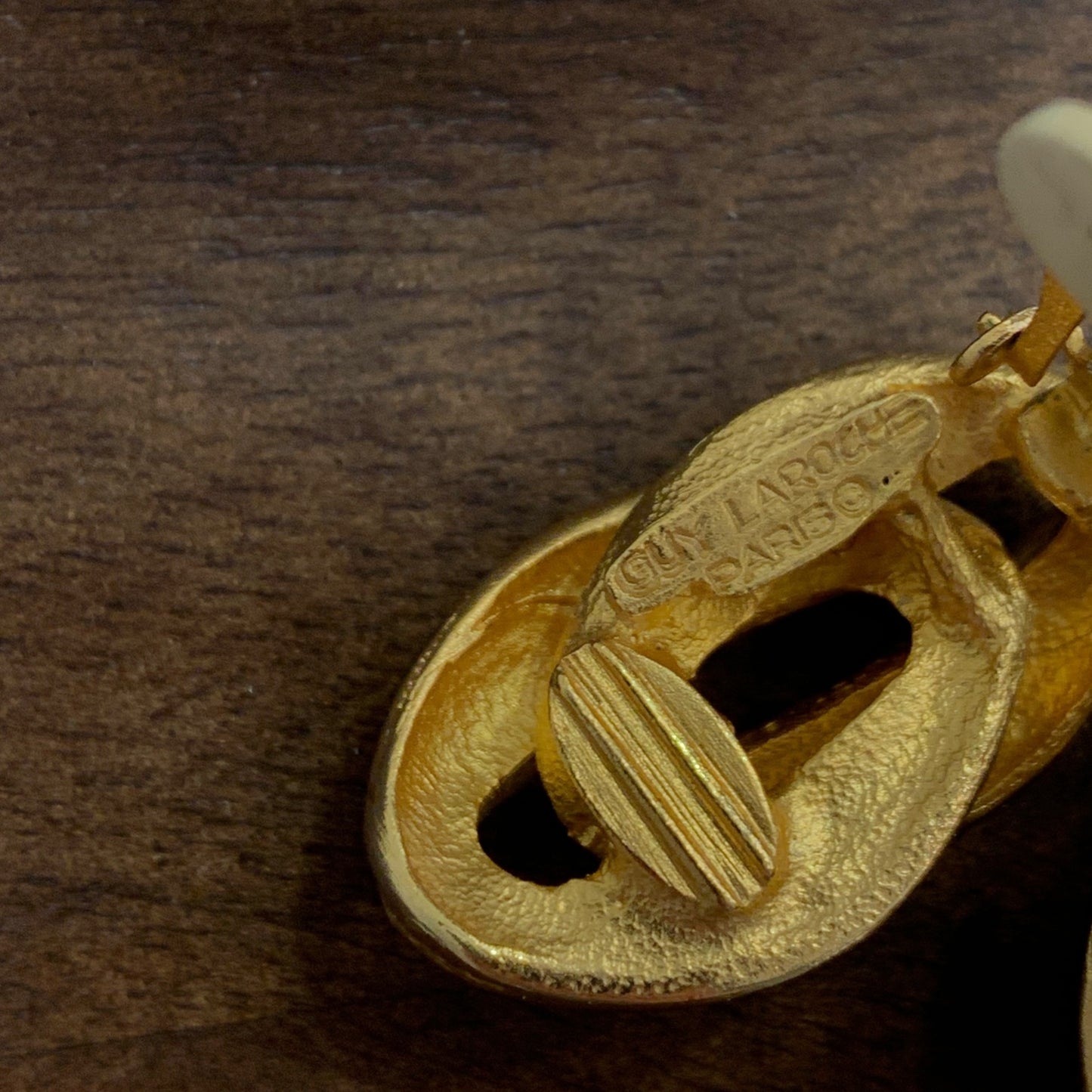 Earrings Guy Laroche