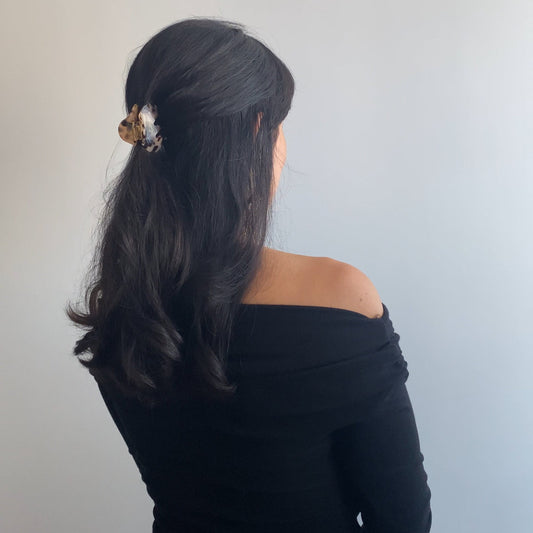 Pinza para el pelo S | Tortuga Croissant Rubia