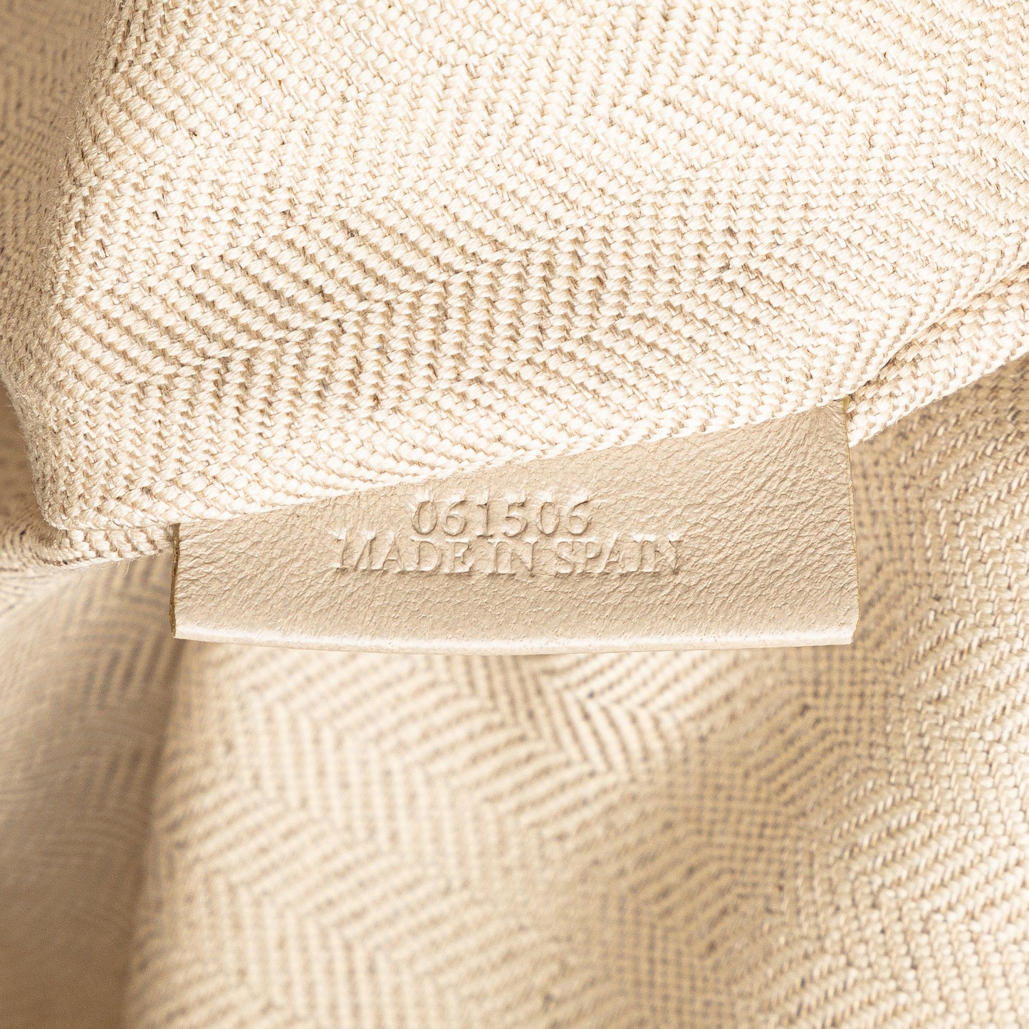 Loewe Extra Large Canvas and Cut Out Leather Amazona 75