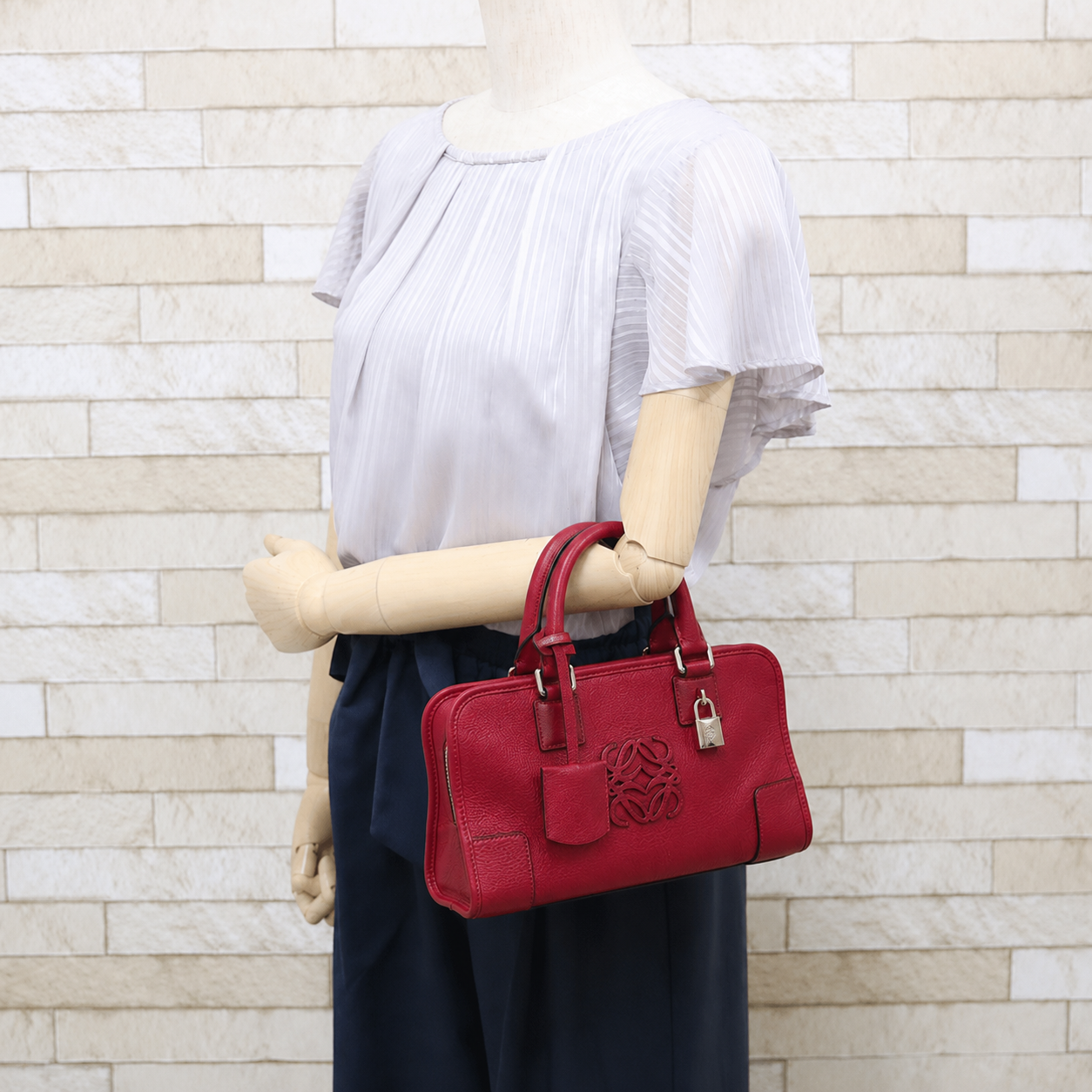 Loewe Leather Amazona 28