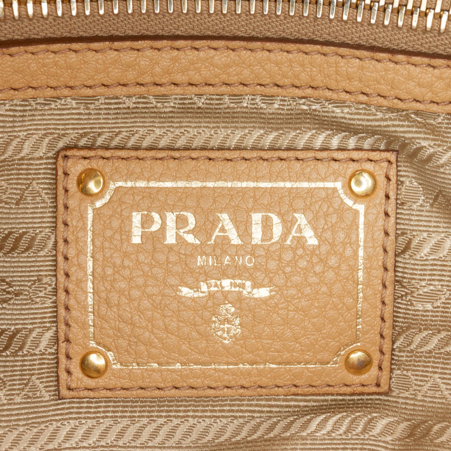 Prada Vitello Daino Sacca 2 Manici Convertible Tote