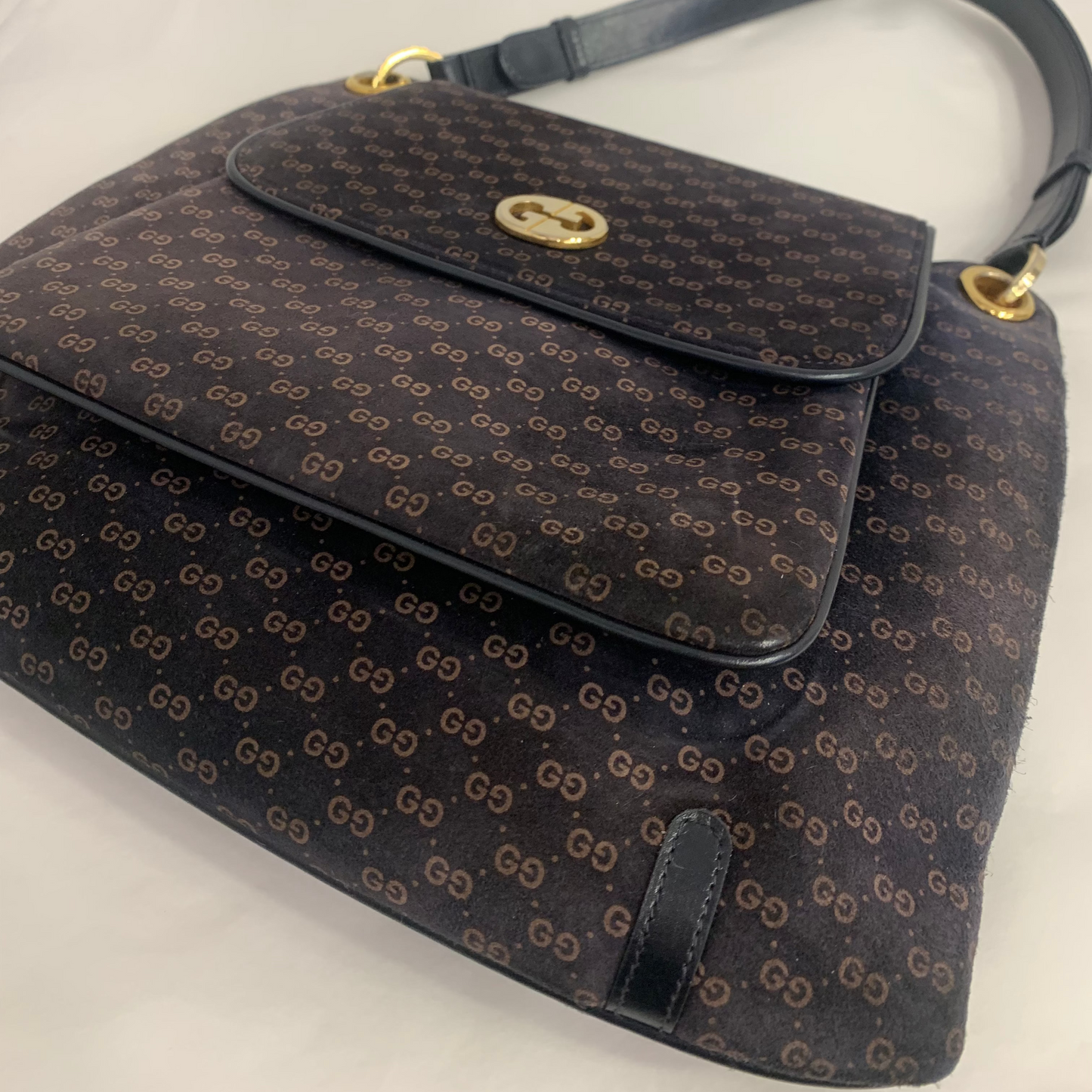 Gucci Vintage Shoulder Bag