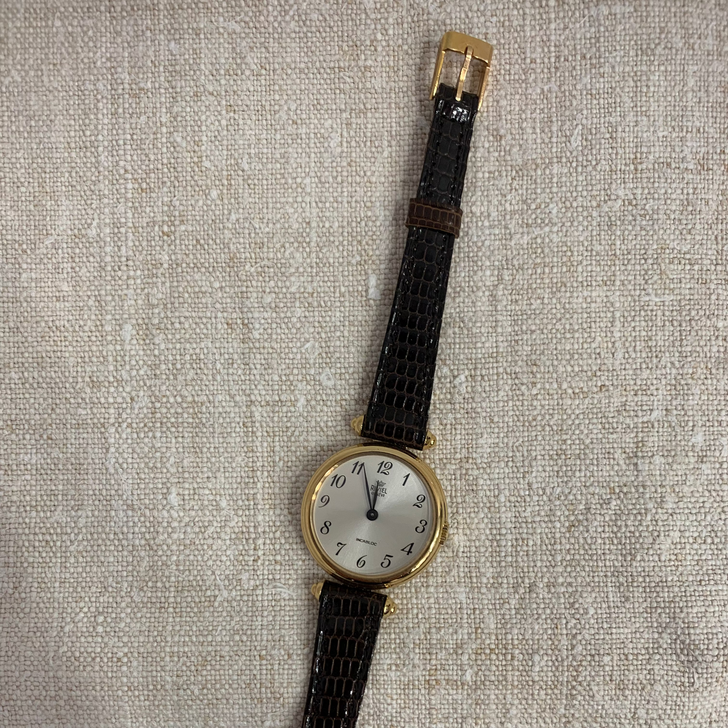 Vintage manual watch