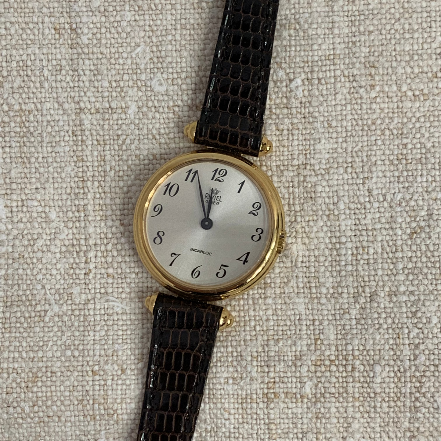 Vintage manual watch