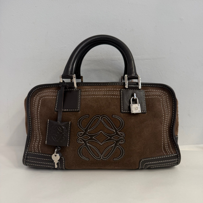 Loewe Anagram Amazona Suede 28