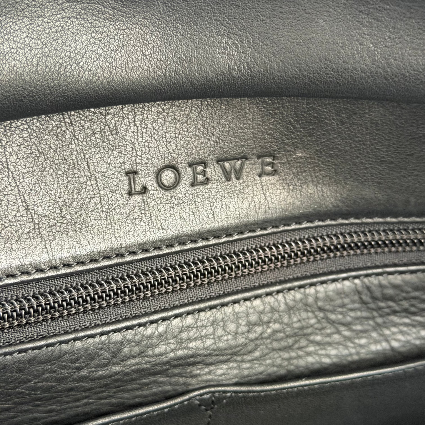 Loewe Amazona Suede 36