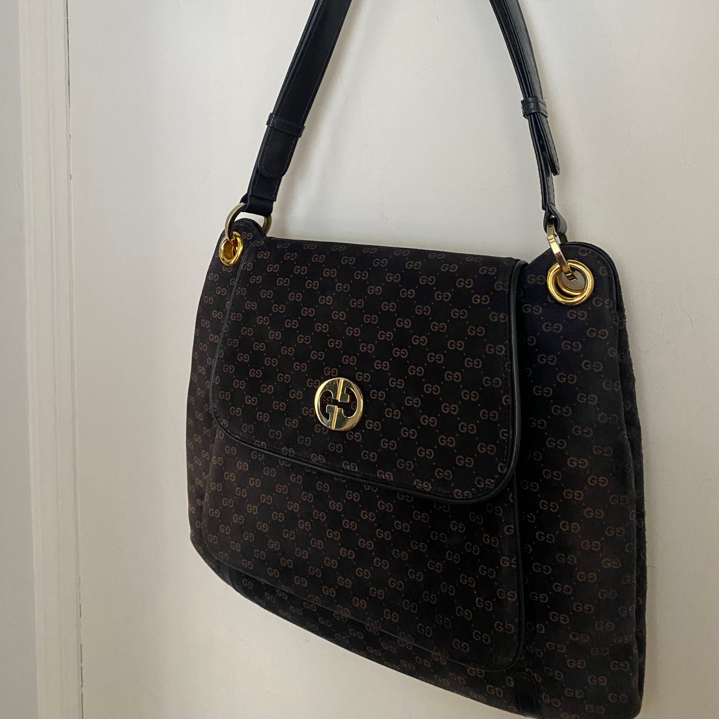 Gucci Vintage Shoulder Bag