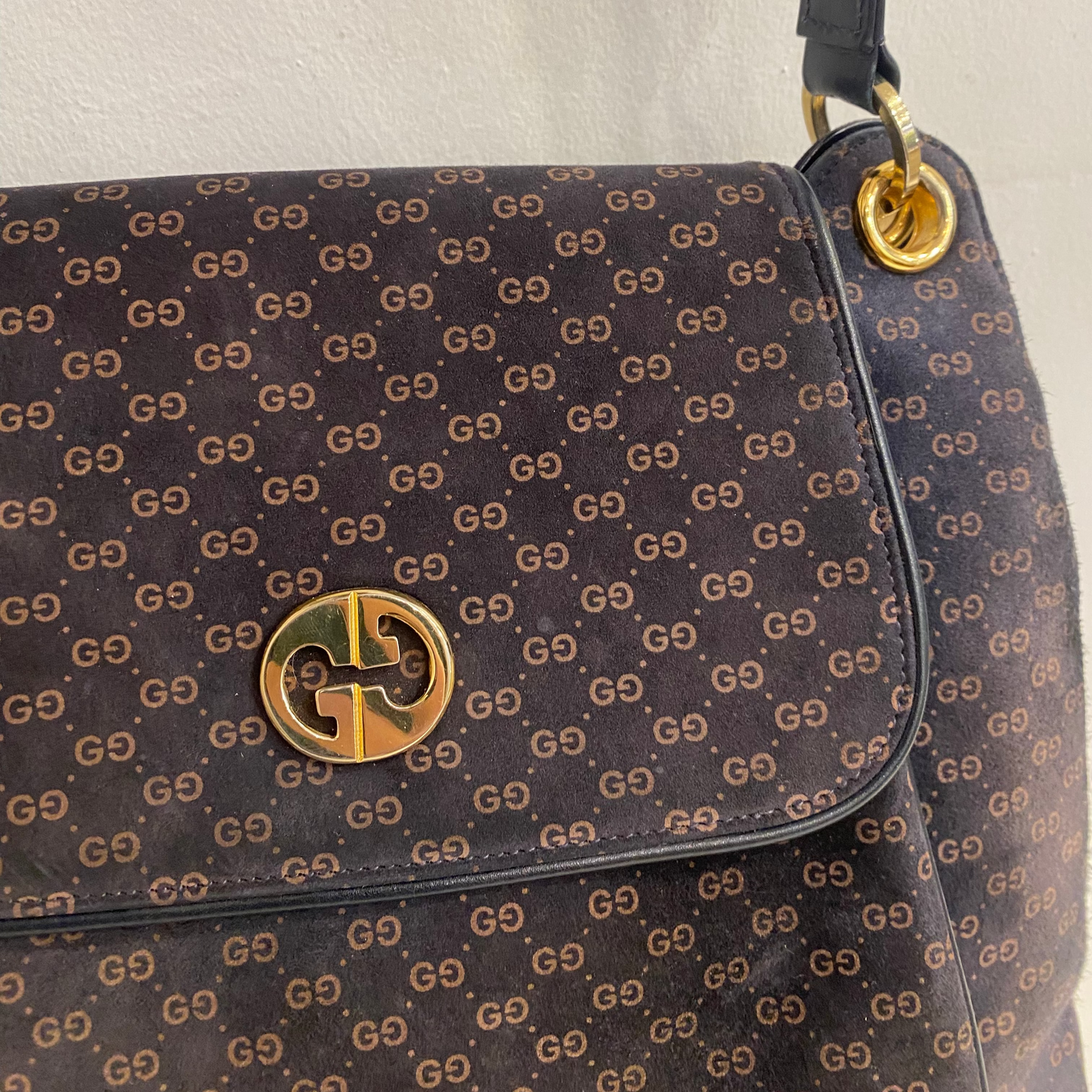 Gucci Vintage Shoulder Bag