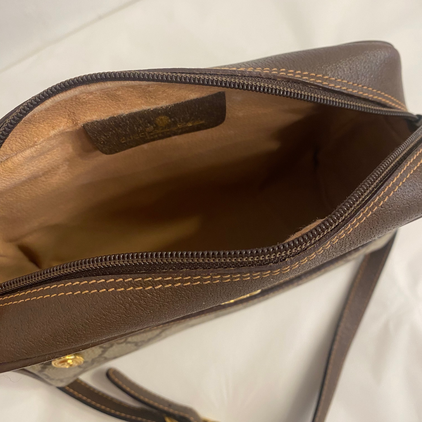 Gucci GG Supreme Web Sherry Line Crossbody