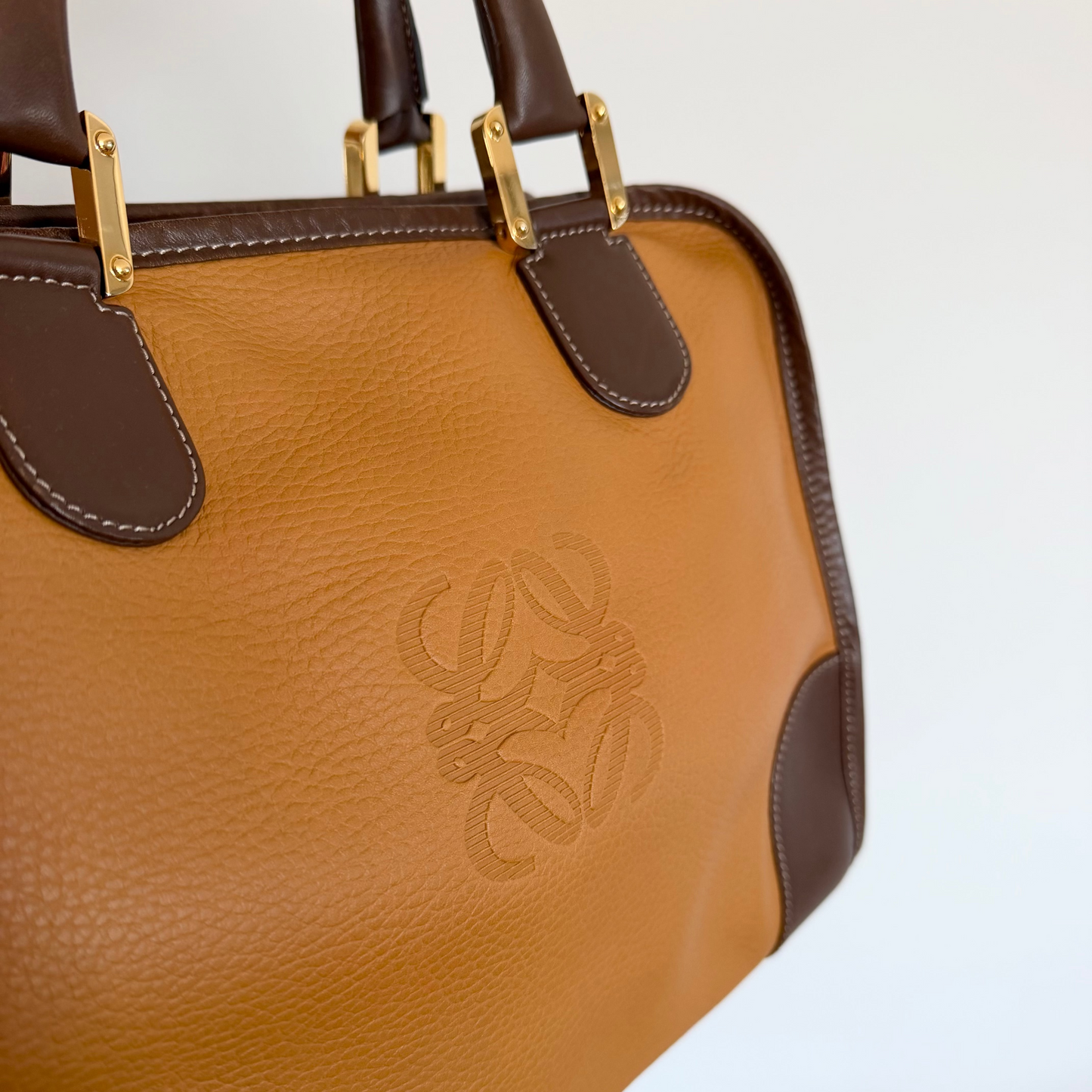 Loewe Amazona 32