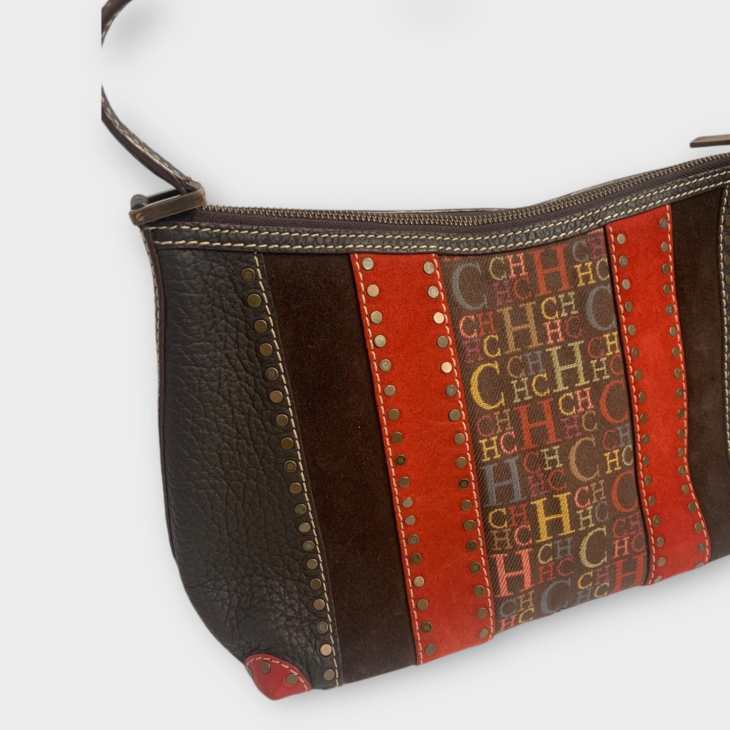 CH small shoulder bag