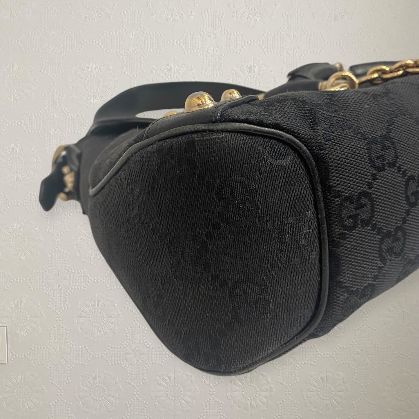 Gucci Horsebit Shoulder Bag