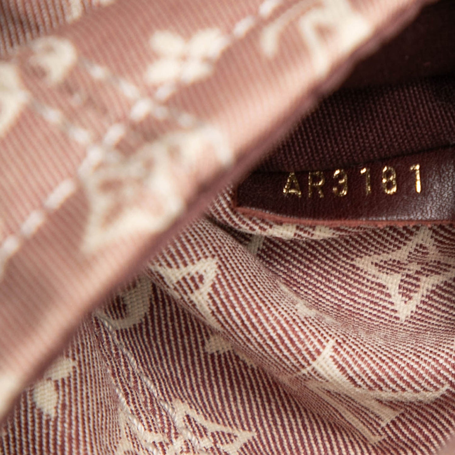 Louis Vuitton Monograma Mini Lin Idylle Romance